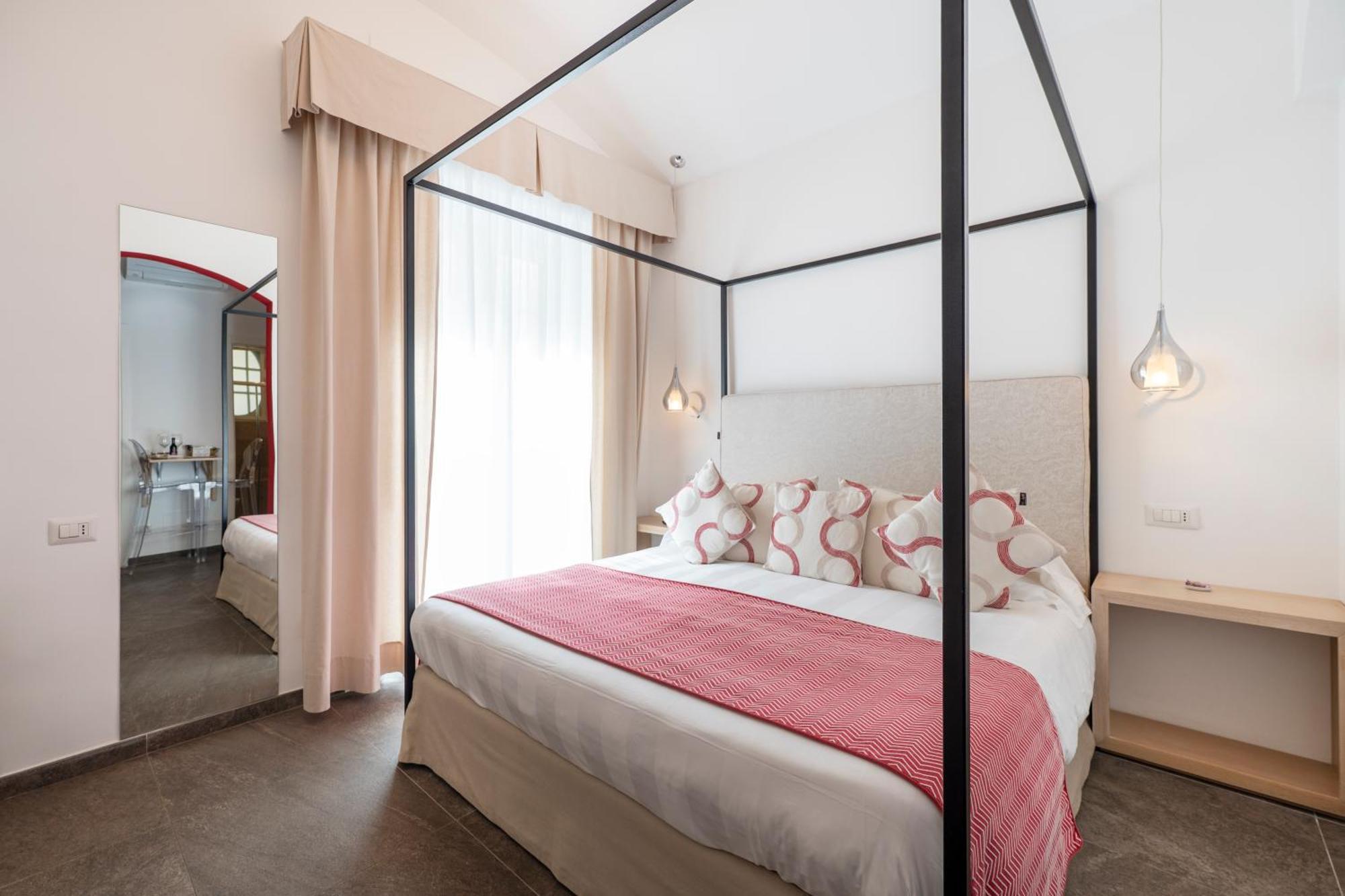 La Dimora Di Cornelia Aparthotel Sorrento Buitenkant foto
