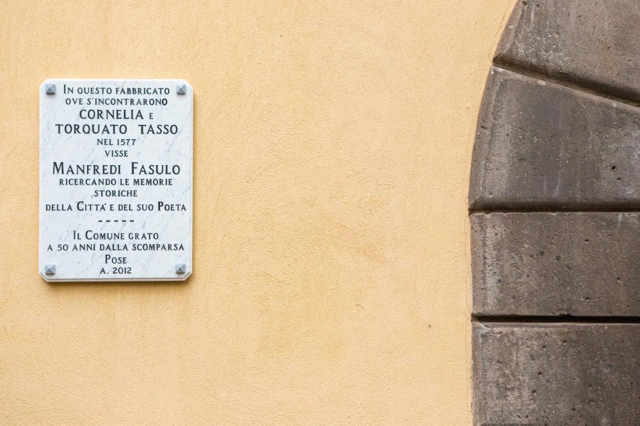 La Dimora Di Cornelia Aparthotel Sorrento Buitenkant foto